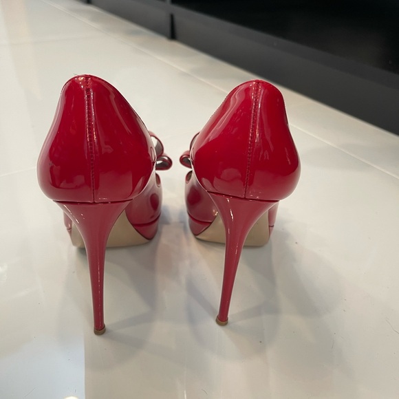 Valentino Patent Heels - Picture 3 of 16
